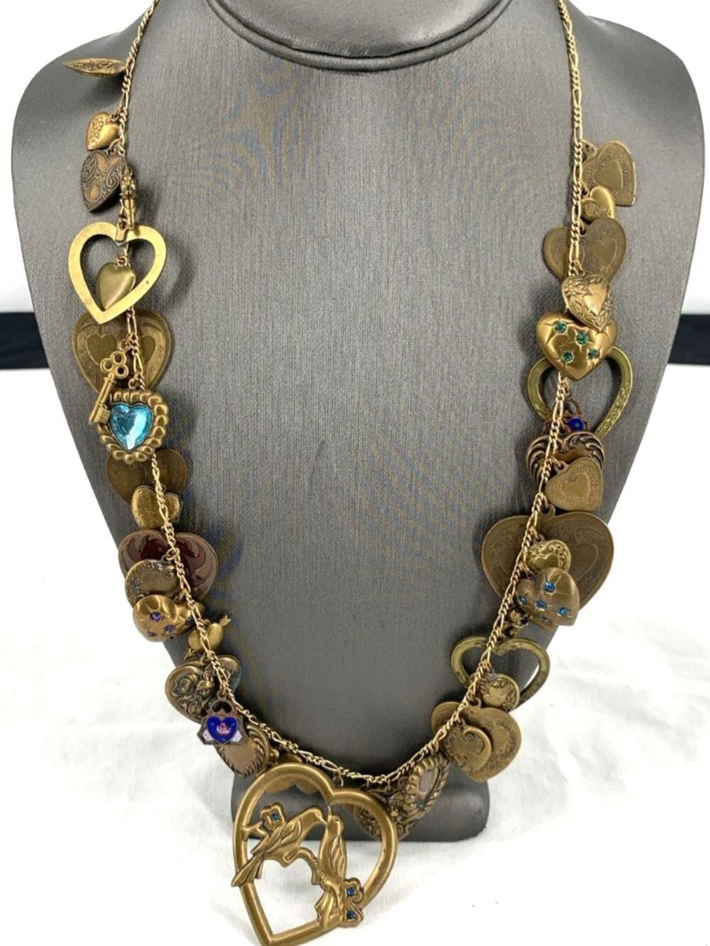 Pididdly Links Charm Necklace 44 Heart Charms 24" Metal FLAW